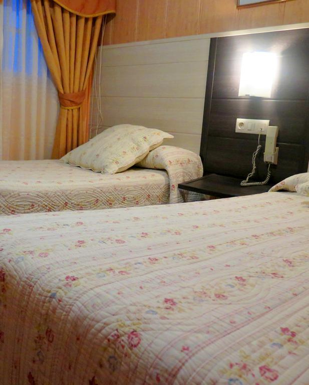 Hotel Restaurante America Oca Bilik gambar